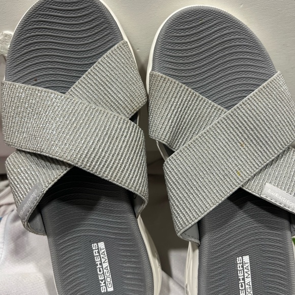 Skechers Gray Women's Sandals - Picture 2 of 7